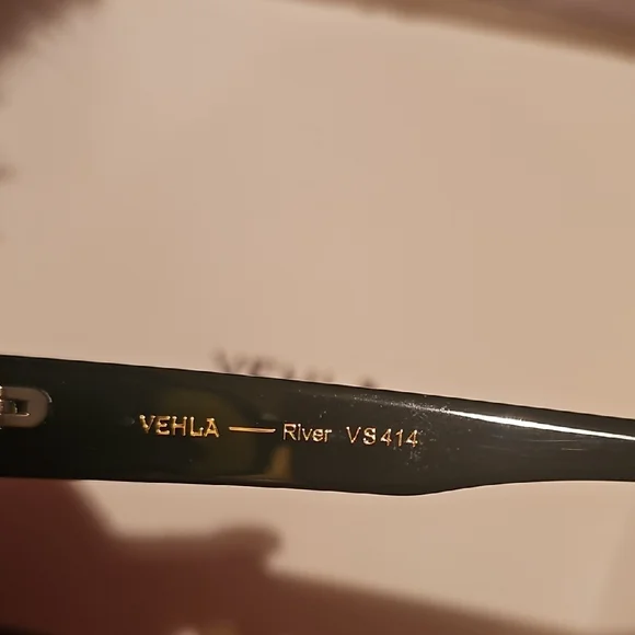 UNISEX Vehla Dark Frame RIVER Black/Khaki Sunglasses - Picture 7 of 13